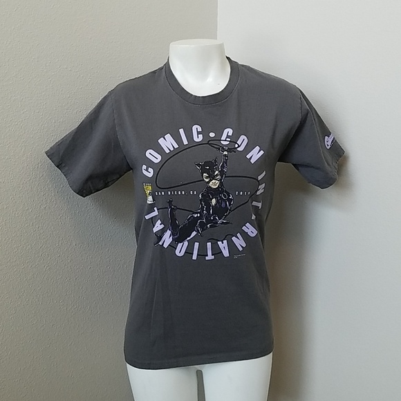 Comic Con Bat Woman Shirt 2018 - Picture 1 of 5